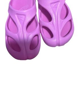 Keen/ Madhappy Collab  Pink Shanti  Slip-On Sandals